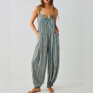 NEVER WORN Retro Striped Floral Jumpsuit
